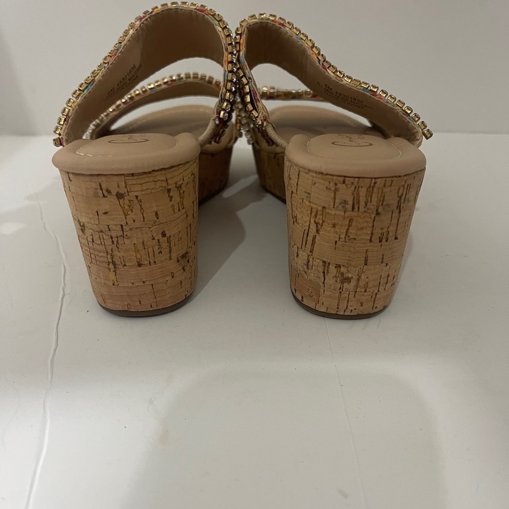 Colorful Woven Women's Sandals - Picture 4 of 6